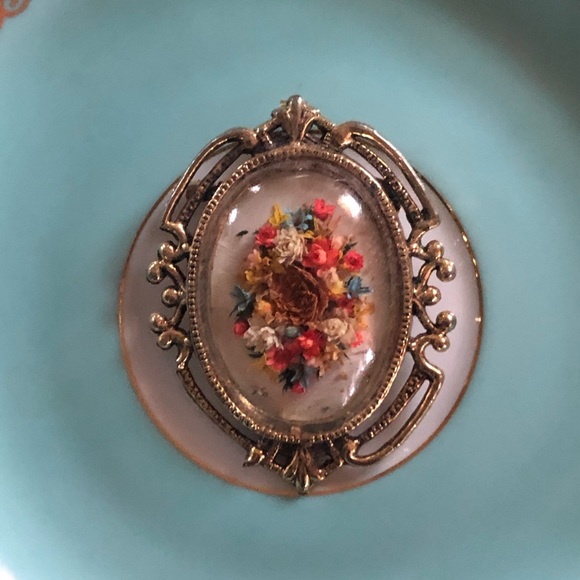 Vintage Dried Flowers Under Dome Bubble Brooch Pendant - Picture 2 of 8